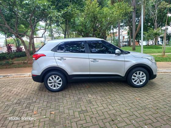 HYUNDAI CRETA 1.6 16V FLEX SMART AUTOMÁTICO HYUNDAI CRETA 1.6 16V FLEX SMART AUTOMÁTICO
